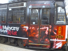 Warszawski tramwaj promujący Teatr Muzyczny w Gdyni